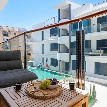 Lägenhet New Stylish Beachside 2br With Pool And Garage *