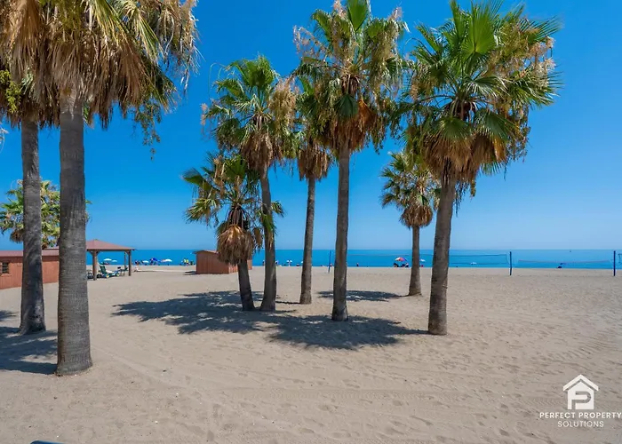 New Stylish Beachside 2br With Pool And Garage * Estepona